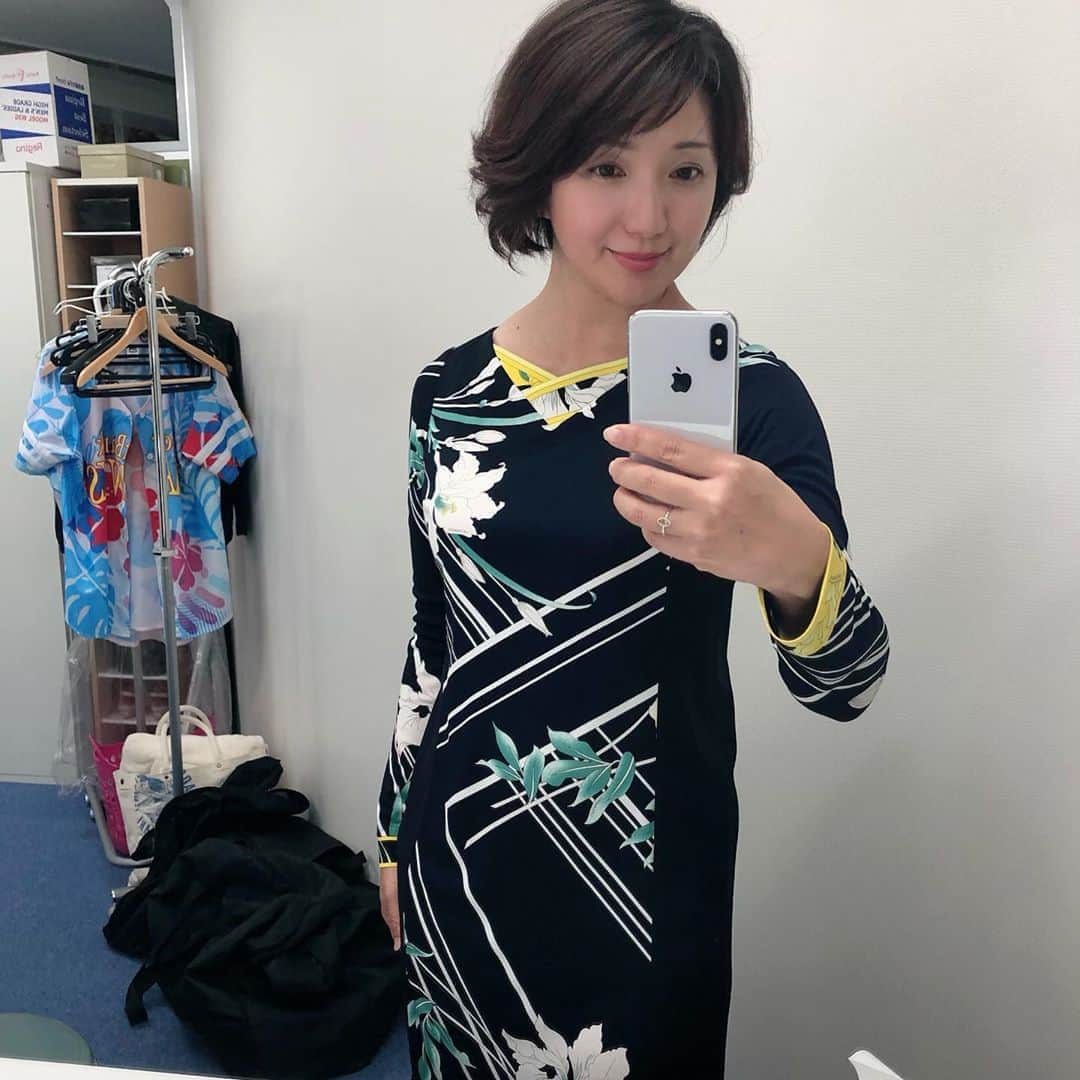 角田華子さんのインスタグラム写真 - (角田華子Instagram)「#福岡ニュースファイルcube  #6月22日 #レオナールワンピース  #梅雨入りいつ」6月22日 16時49分 - sumidahanako