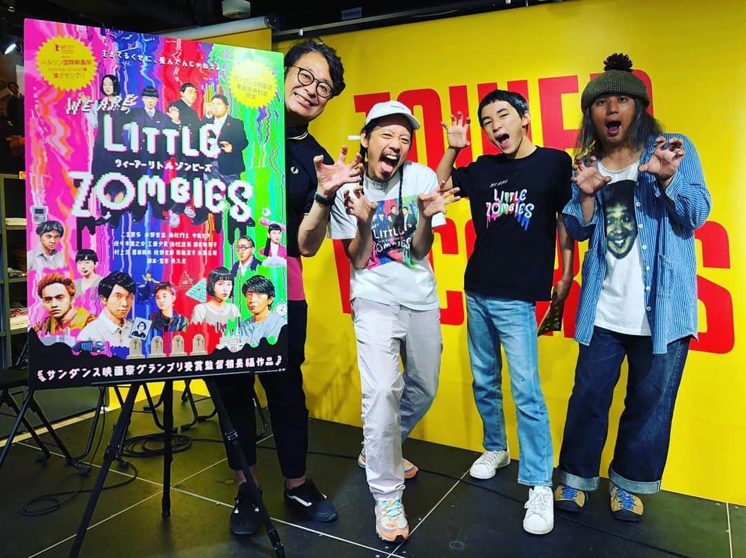 栗田善太郎のインスタグラム：「WE ARE LITTLE ZOMBIES タワレコインストア公開収録イベント終了！！ CROSS FM URBAN DUSKでのOAは6月27日木曜日です！！ #wearelittlezombies」