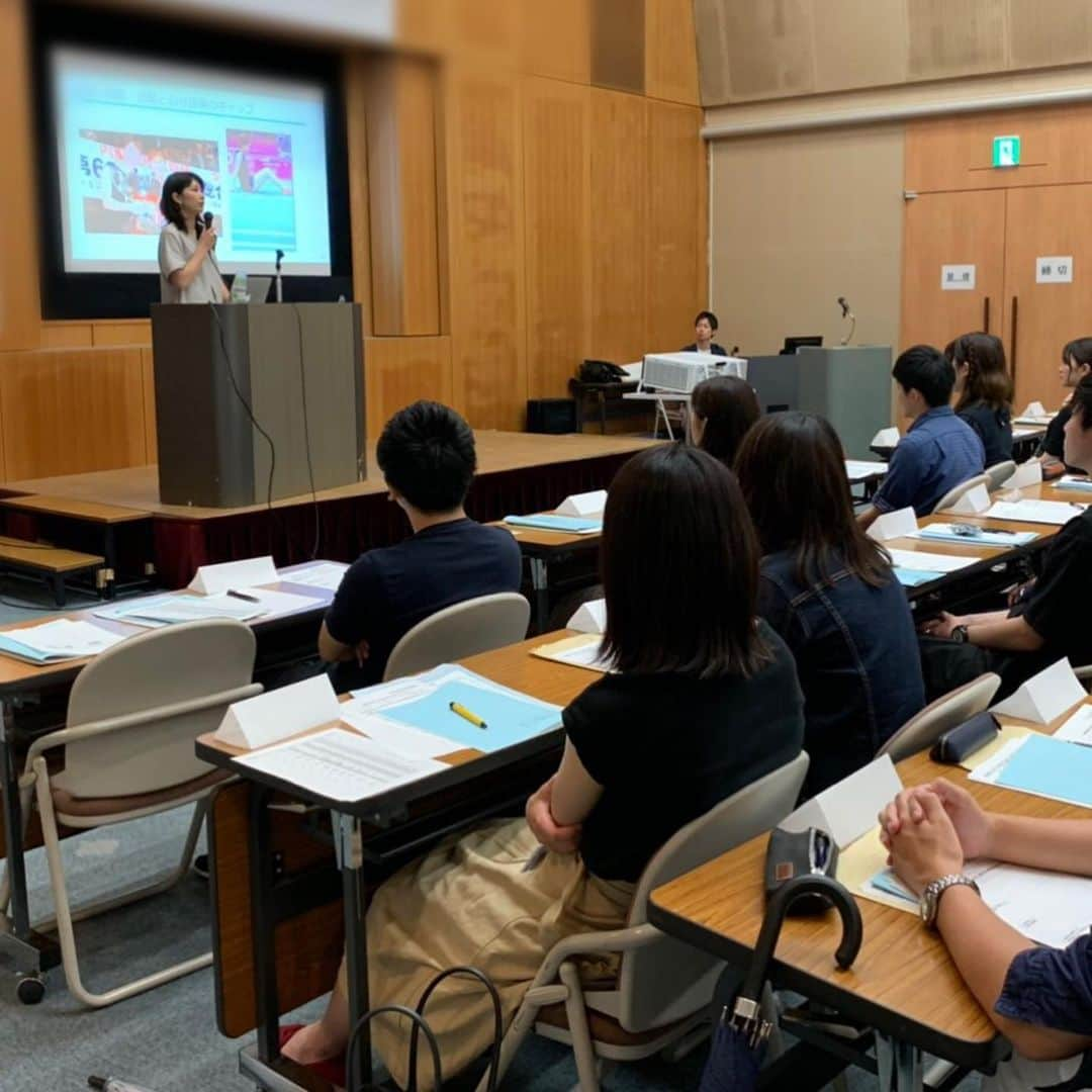 潮田玲子さんのインスタグラム写真 - (潮田玲子Instagram)「本日はとある企業の新人研修の場で講演させて頂きました！ 自分の新人時代なんかも思い出して 少しでも何か心に響くものがあったら良いなー。 未来に向けて励みになりますように。  #講演会 #新人研修にて #未来へ #励みになると良いな #明日はシューイチ #コメンテーター #ご覧下さい」6月22日 17時57分 - reikoshiota_official