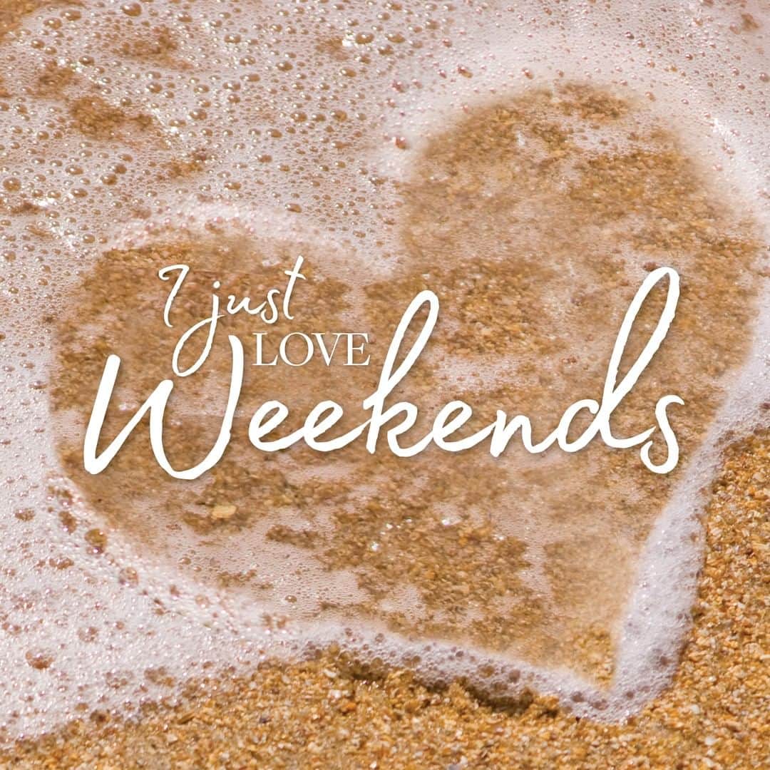 Grace Coleさんのインスタグラム写真 - (Grace ColeInstagram)「Who else is with us?  #weekend #loveweekend #weekendvibes」6月22日 18時00分 - gracecoleltd