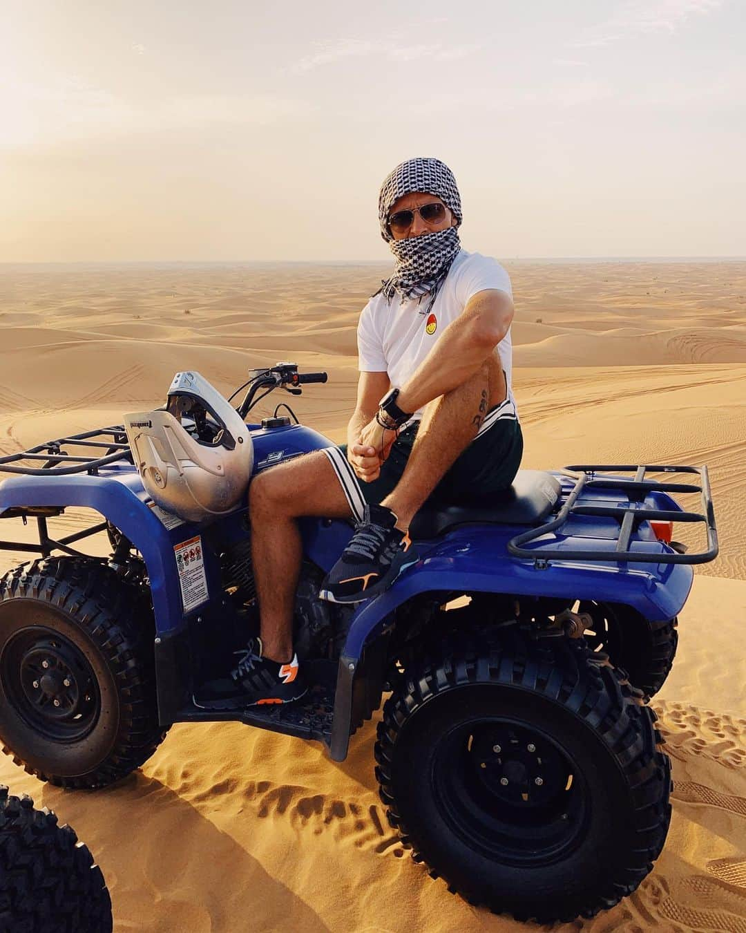 ヨアン・キャバイェさんのインスタグラム写真 - (ヨアン・キャバイェInstagram)「Desert ride ! La vue est juste extraordinaire... Qui l’a déjà fait?  #dubaidesert #ride #quad」6月22日 23時36分 - yohancabaye___7