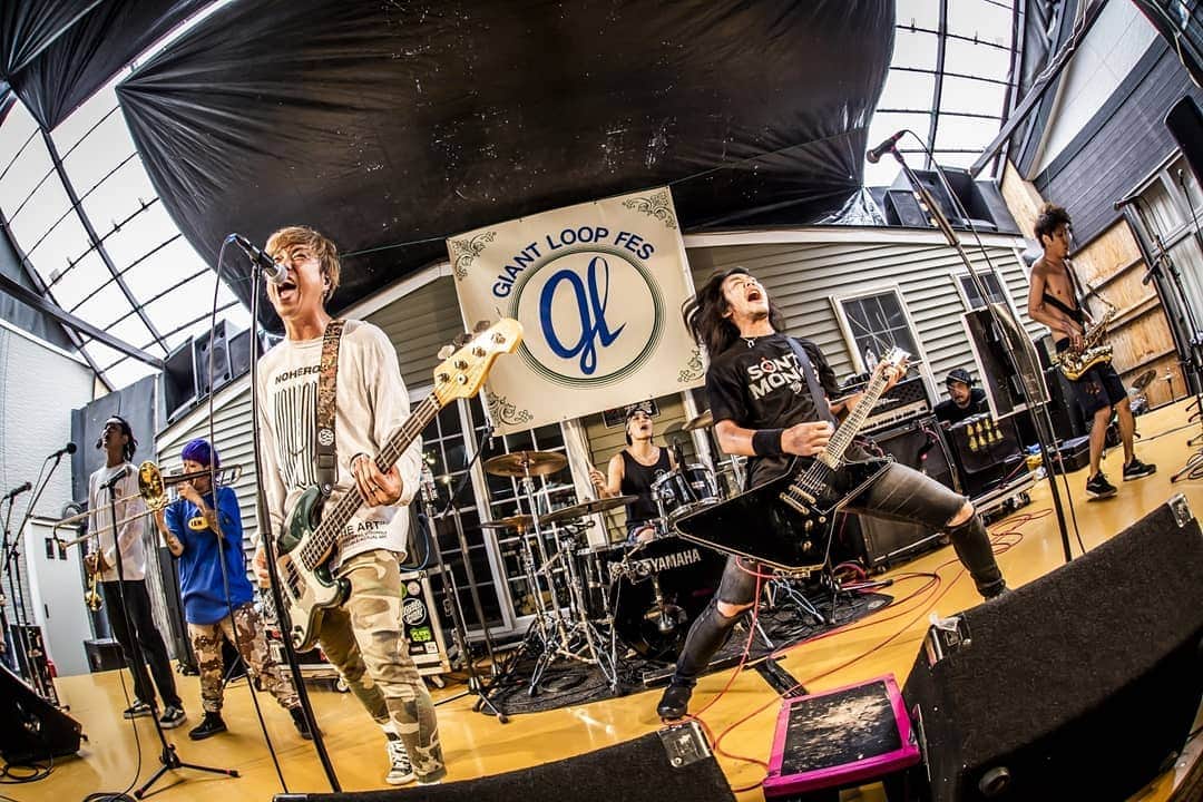 のインスタグラム：「6/22(土) 山梨県 神金村神スタ広場 “GIANT LOOP FES 2019” photo by @hayachinphoto」