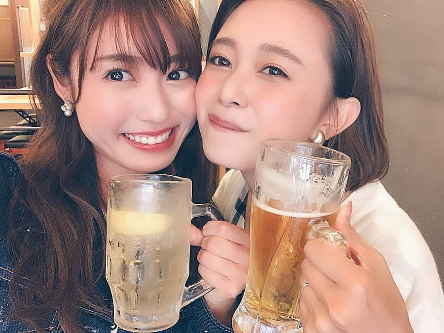 井手口瑞歩さんのインスタグラム写真 - (井手口瑞歩Instagram)「🍻 キレ☆カワ女子部のオンエア見てくださった みなさんありがとうございました😊 番宣するの忘れとってみんなからの 見たよー！てメッセージで気付いた😅 . 今回はれなと立ち飲みロケでした🍺 警固にあるお店なんだけどお料理も 美味しくてお酒がまあ進む進む😀笑 高２の時から仲良しのれなと 立ち飲みロケをする日が来るとは🤣 なんだか感慨深いです😂💖 写メ見てもらったらわかるように 私はお酒飲んだらすぐ顔が赤くなるけん オンエアでも酔っ払っておりました✌︎笑 . キレ☆カワ女子部は毎週土曜 午前11:00から放送されます！ そして番組公式インスタも出来たから ぜひチェックしてみてください🙏 . #キレカワ女子部 #tvq #九州放送 #みずほとれな #レギュラー番組  #これから頑張ります #楽しみにしててね #モデル #タレント #ローカルタレント #レポーター #イベントmc #mc #model #talent #localtalent #reporter #ideguchimizuho #nishimurarena #instagood #instalike #instadaily」6月22日 18時56分 - mizuho.04