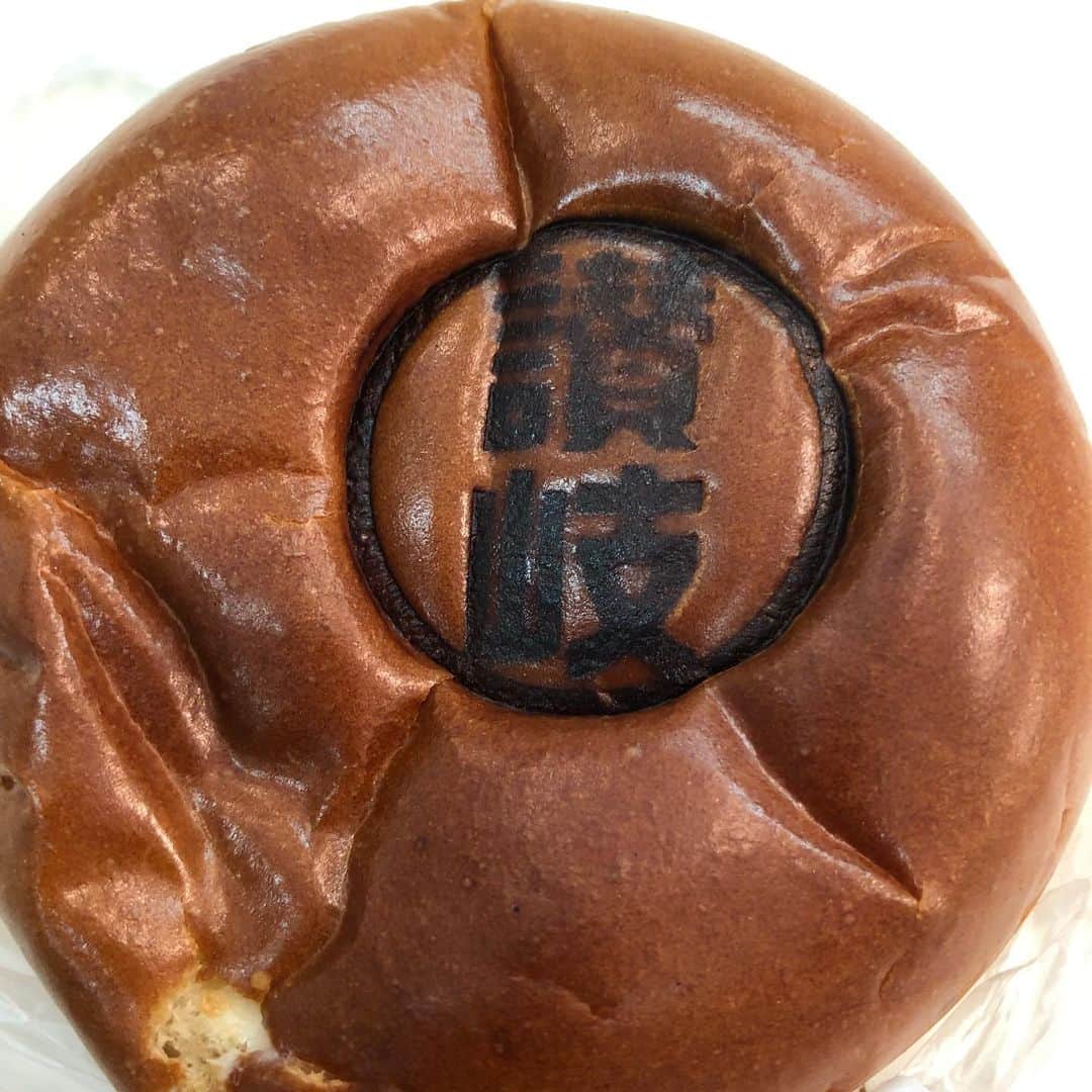 高嶋ちさ子さんのインスタグラム写真 - (高嶋ちさ子Instagram)「香川県高松市にてめざクラ！ ゲストに中村あゆみさんをお迎えして、ちょっとロックなコンサートでした。 日帰りなので、空港で慌てて讃岐うどん食べて、大満足  讃岐あんバターパンも美味しい！！」6月22日 18時49分 - chisakotakashima