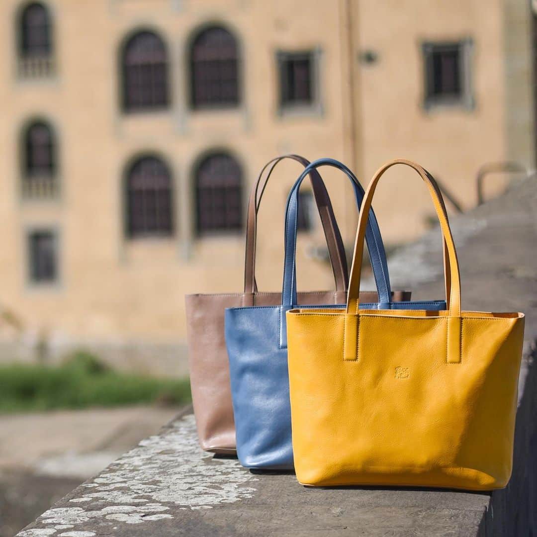 イルビゾンテのインスタグラム：「Frothy yellow, periwinkle blue and barley. The Fall/Winter 2019 Collection is available now, with new colors inspired by autumn, the sky and the Tuscan countryside! ☆ #ILBISONTE #FW19」