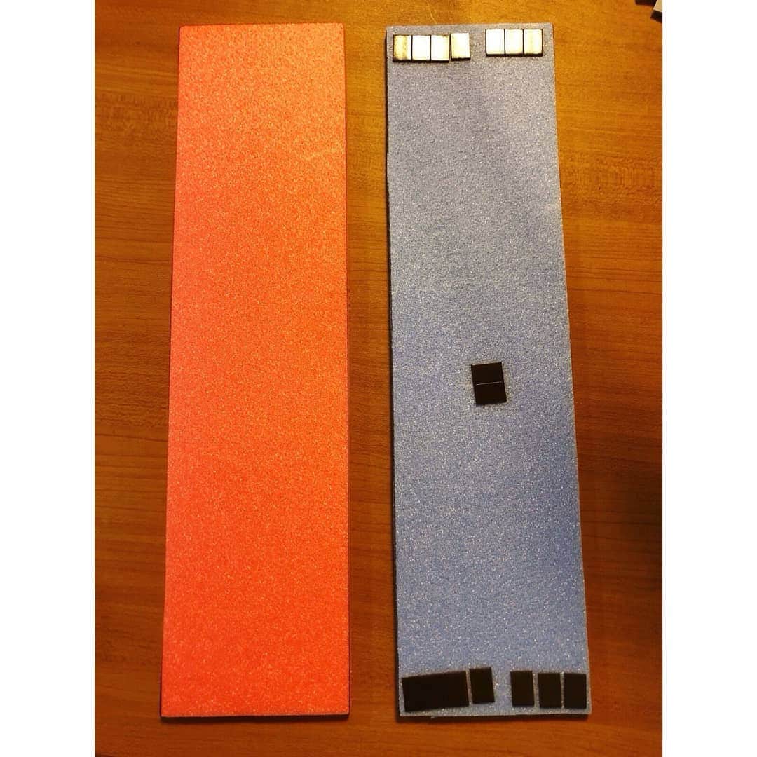 授業準備ならフォレスタネットさんのインスタグラム写真 - (授業準備ならフォレスタネットInstagram)「✂️自作の発表ボード💭 100円ショップのボードをカットして100円ショップの紙のホワイトボードを貼るだけ。 . -------------------- フォレスタネットhttps://foresta.education （授業準備のための"指導案・実践例"ダウンロードサイト）で 公開中のコンテンツの一部をご紹介！ -------------------- . マグネットシートだけだと、黒板から取り外すとき少し取りにくいので便利。 材料費がかからないので、たくさんカットして作れる。 少人数の教室であれば、発表ボードとして使える。板書で、見出しやキーワードを書くときにも使える。 . 他にも便利で簡単に実践できる技が満載！ @forestanet 今回の実践はフォレスタネットhttps://foresta.education にご登録後「発表ボード」で検索🔎 . #フォレスタネット にはすぐに使える#チェックリスト や#ワークシート 、#エクセル表 も満載😍 もちろんダウンロード#無料 👍 . #新年度準備 #学級開き #新卒 #初任 #先生 #小学校 #小学校の先生 #先生のたまご #教員採用試験 #教採 #勉強垢 #教師 #教師になりたい #春から先生 #発表ボード #ホワイトボード #自作教材 #百均」6月22日 19時02分 - forestanet
