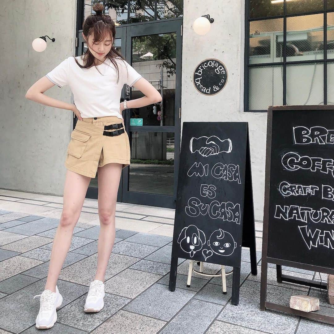 熊江琉唯さんのインスタグラム写真 - (熊江琉唯Instagram)「休日のカジュアルしふく👚 ．  スカートみたいなズボンかわいい💕白スニーカーもゲット✌️ 両方 @17kg_official です🎈  #fashion #ootd #outfit #outfitoftheday #me #model #chill #17kg #ファッション #私服 #コーデ #モデル」6月22日 19時15分 - ruikumae