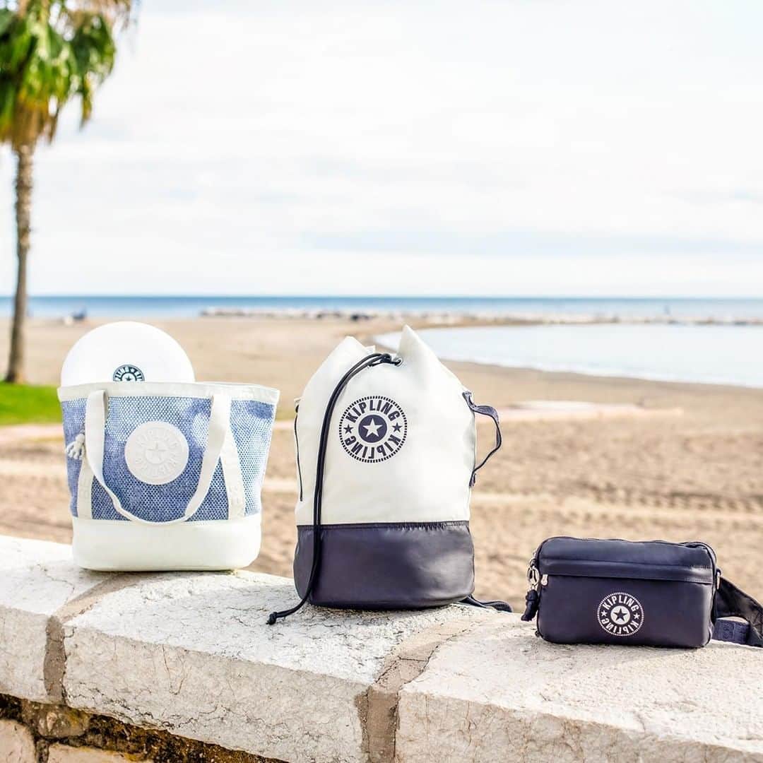 のインスタグラム：「In the mood for beach 🐚 Styles for everybody for the perfect day by the #sea」
