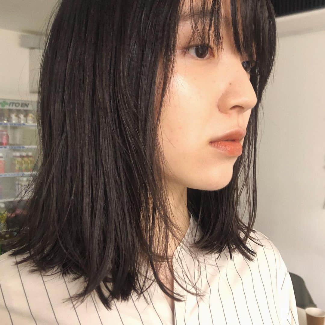 畑田萌のインスタグラム：「hairmake offshot @bloomandbranch」