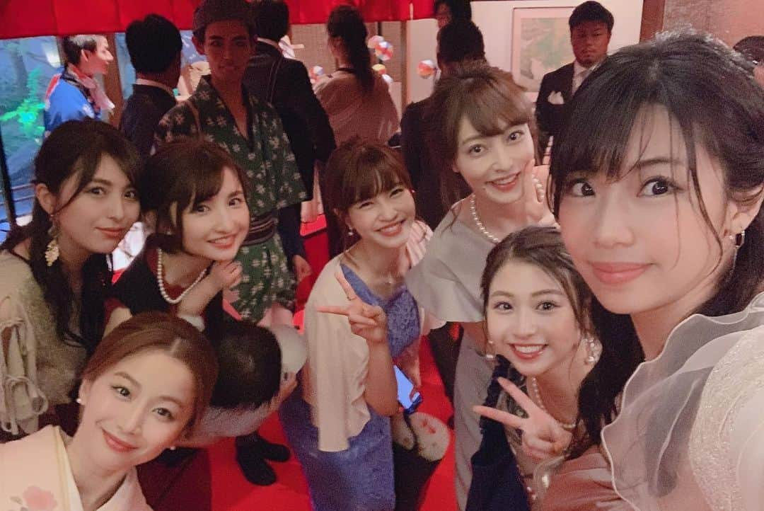 鈴木ふみ奈さんのインスタグラム写真 - (鈴木ふみ奈Instagram)「杉原杏璃さんの結婚式の写真👰🤵❤️ カメラマンさんに撮ってもらったお写真✨  #wedding #杉原杏璃 さん #おめでとうございます」6月22日 21時18分 - fuminasuzuki