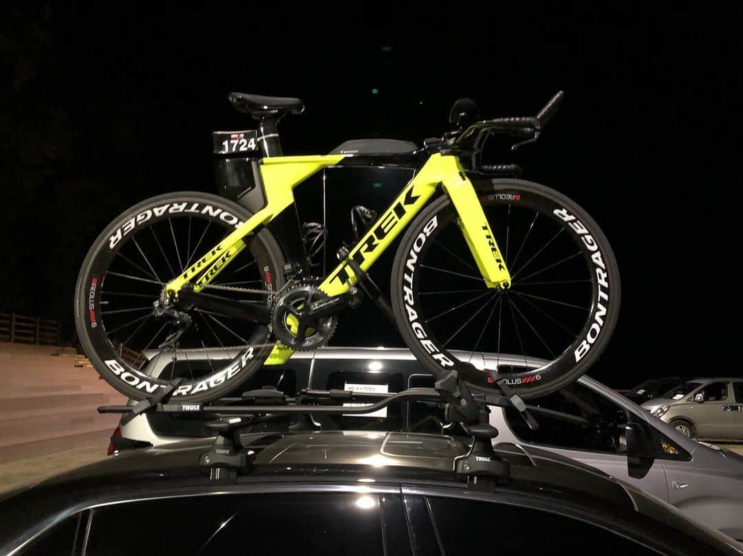 ジヌションさんのインスタグラム写真 - (ジヌションInstagram)「🏊🏻‍♂️🚴‍♂️🏃‍♂️ 안동에서 녹화 끝나고 이제 경주로 내일 경주 철인3종경기에 도전합니다 #승일희망재단 #루게릭요양병원건립」6月22日 21時27分 - jinusean3000