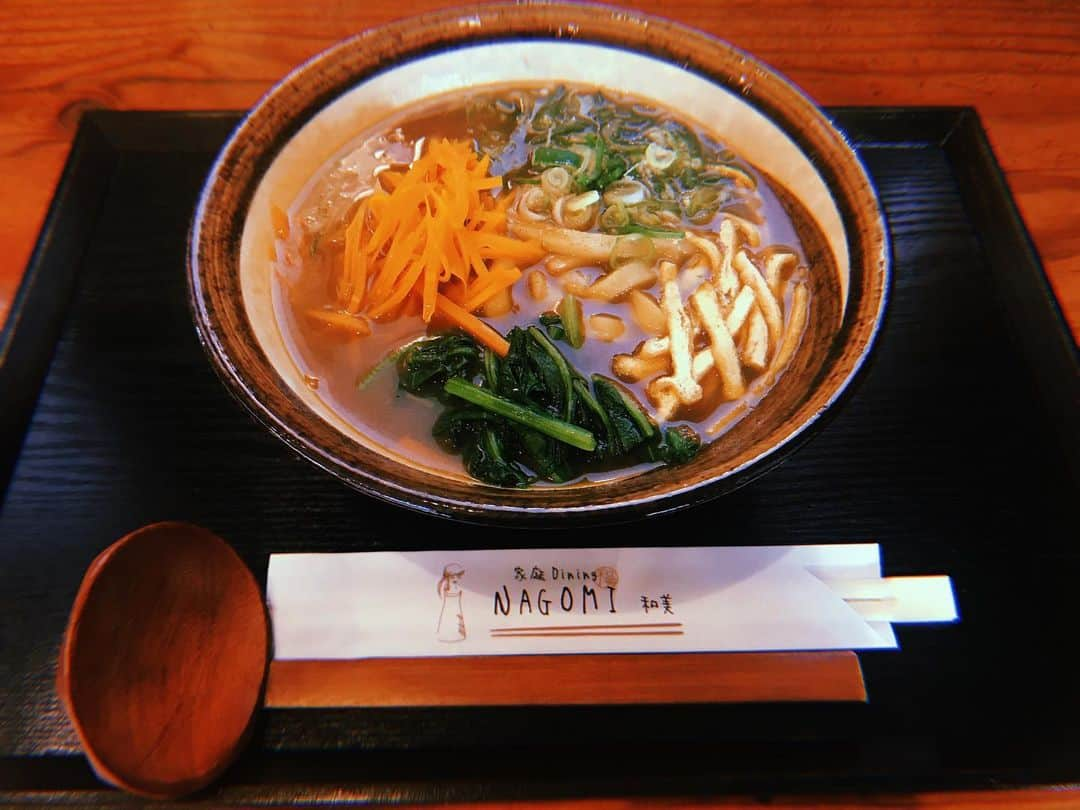 荒井麻珠さんのインスタグラム写真 - (荒井麻珠Instagram)「カレーうどん ◥█̆̈◤࿉∥♥ #curry #udon #Buono #吉田のうどん」6月23日 7時27分 - maju_arai_official