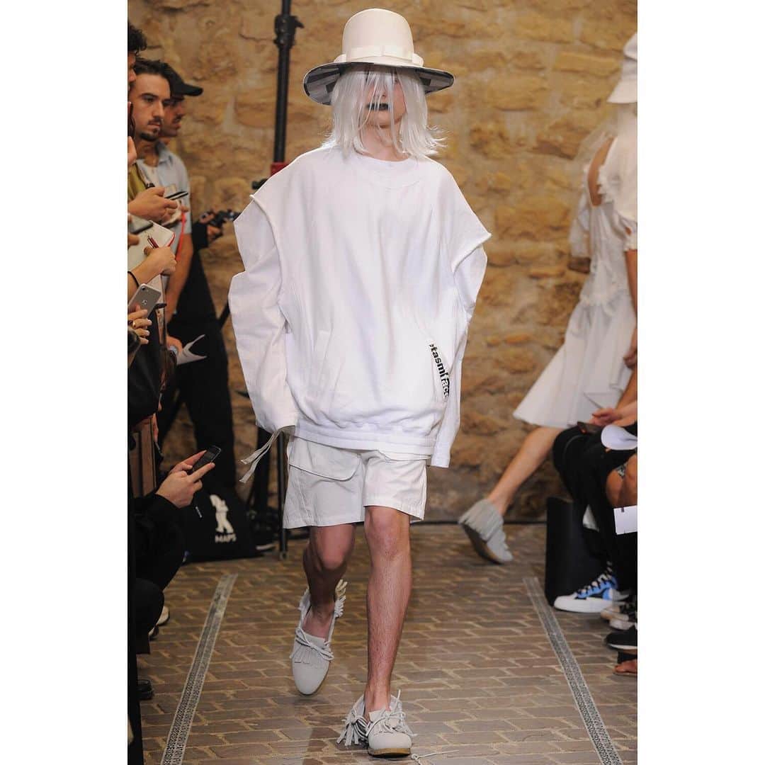 のインスタグラム：「FACETASM  SPRING SUMMER 2020 PARIS MEN AND WOMEN'S COLLECTION "IMPERFECTION IS PERFECT"  Model: VICTOR @victorhanen  #facetasm #facetasmtokyo  #ss2020」