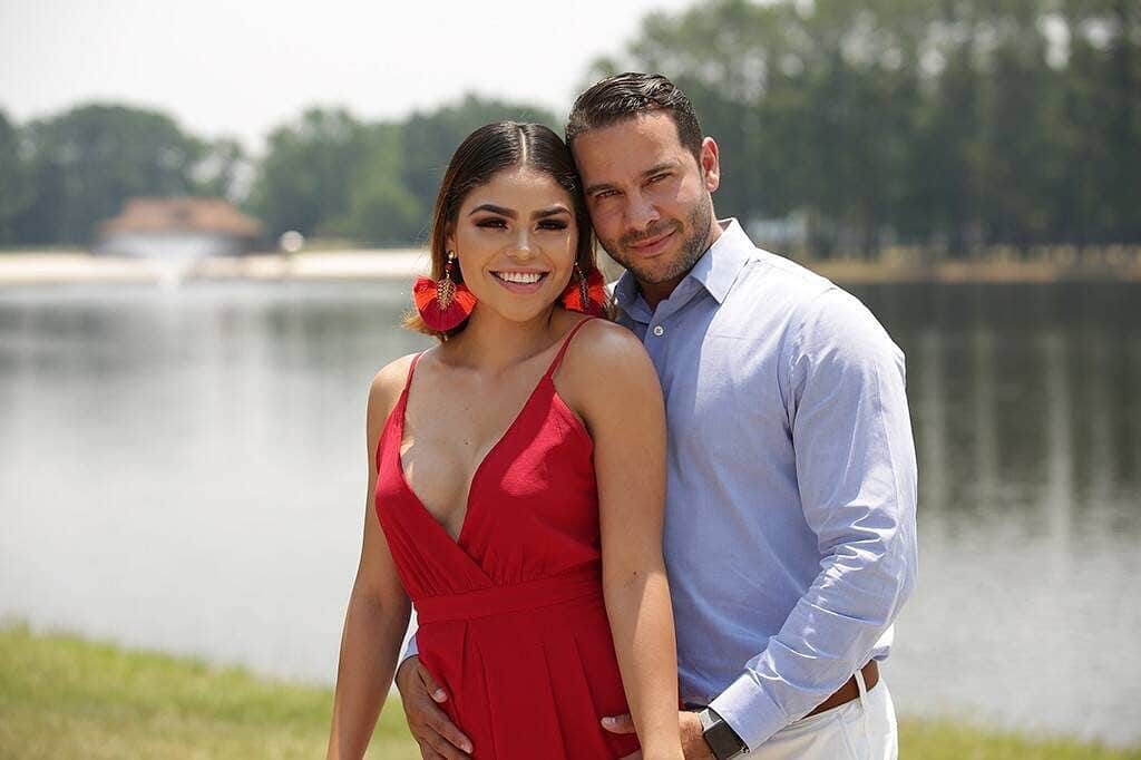 E! Onlineさんのインスタグラム写真 - (E! OnlineInstagram)「#90DayFiance's Fernanda Flores is breaking her silence on her "abusive" relationship with Jonathan including the time she confronted him over a condom wrapper: "His reaction was grab me from the neck, push me into the wall." Link in bio. (📷: TLC)」6月23日 7時41分 - enews