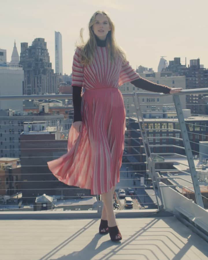 Saks Fifth Avenueのインスタグラム：「#SaksIRL: @annev stands strong in pleated perfection from @dior. It comes as no surprise that the working model-and-mom is our Saturday spotlight. We love her go-to mantra: “Always be kind—no matter what.” Pictured: @annev Look: @dior Photographer: @christopherferguson  Makeup: @makeupmark Hair: @CharlesMcHair」
