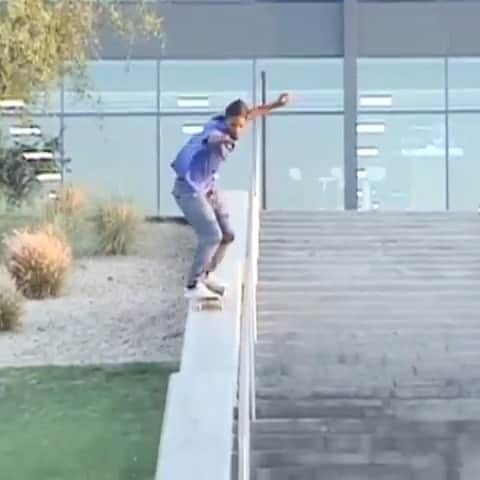 スラッシャーのインスタグラム：「👉🏽 @sunmasterpeace filmed by @d._pac」