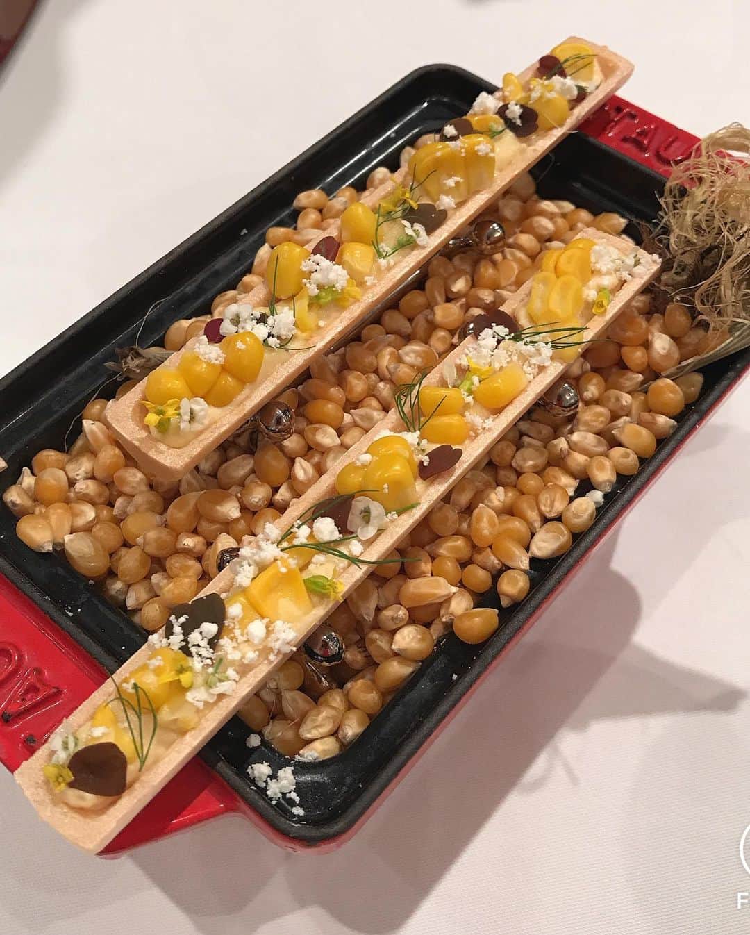 佐々麻梨江さんのインスタグラム写真 - (佐々麻梨江Instagram)「着実に近づいているその日まで行きたいお店と食べたいものをリストアップしてGOしてます🍴💕 * * * 人間締め切り日があるほうが頑張れるし楽しめるね😙✨ * * * #すっかり顔が穏やか #いっぱい食べられる時期になった #大好きなお店 #女子会向き #一番デザートに感動してた旦那 #テリーヌ #토쿄맛집 #lesenfantsgates  #ミシュラン #夜のがオススメ」6月22日 23時37分 - maries129