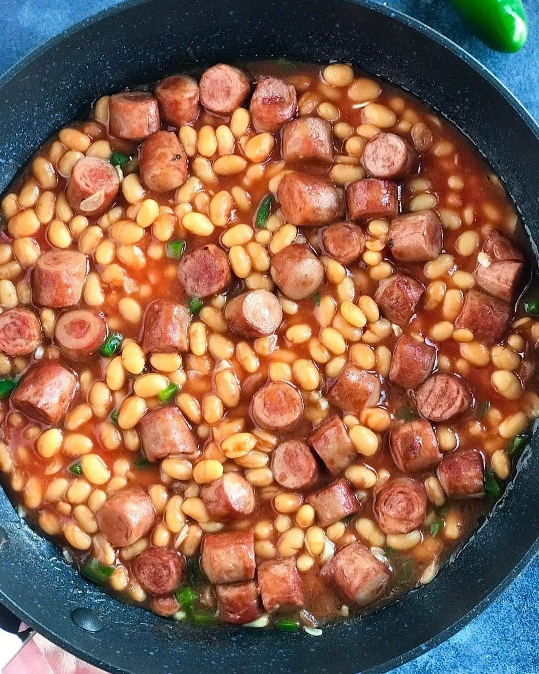 Easy Recipesさんのインスタグラム写真 - (Easy RecipesInstagram)「Delicious Baked Beans and Sausage recipe that is perfect for brunch! Full recipe link in my bio.  https://www.cookinwithmima.com/baked-beans-and-sausage-egg-brunch/」6月22日 23時40分 - cookinwithmima