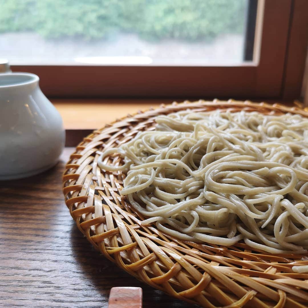 三島葉子さんのインスタグラム写真 - (三島葉子Instagram)「【KyotoWorks】怒濤の撮影が終わり思いがけず人気店のお蕎麦に連れて行ってもらいました💡素敵な空気感。  #花もも #蕎麦 #注目の人気店  #三島葉子」6月23日 0時48分 - mishima_yoko