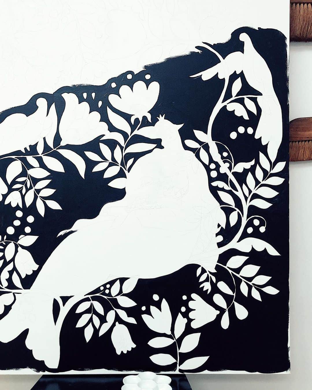 Dinara Mirtalipovaのインスタグラム：「It doesn’t look like much yet, but it’s the beginning of another large painting.」