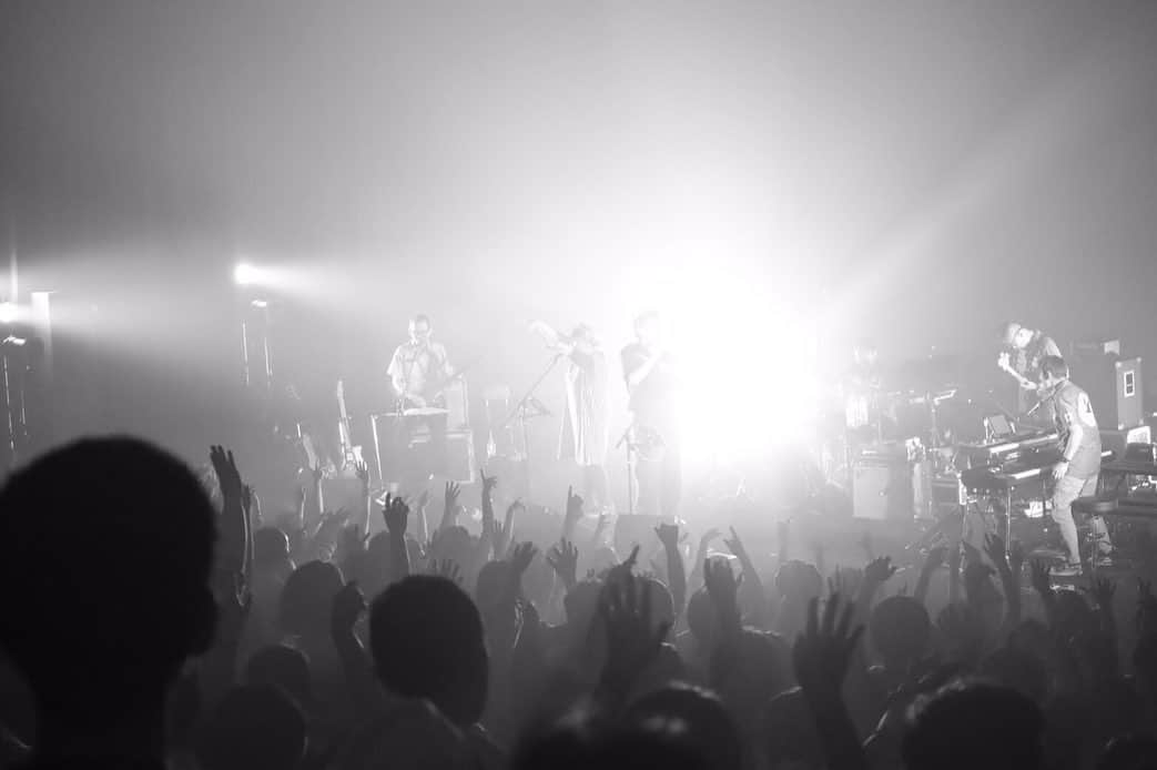 田島貴男さんのインスタグラム写真 - (田島貴男Instagram)「Original Love"bless You!Tour福岡国際会議場公演終了しました！めちゃ盛り上がりました！お客さんがたくさんダンスしてる姿を見て嬉しかった！グルーヴィーな福岡最高！ご来場本当にありがとうございました！また会いましょう！ #blessyou!tour #originallove」6月23日 1時07分 - tajimatakao