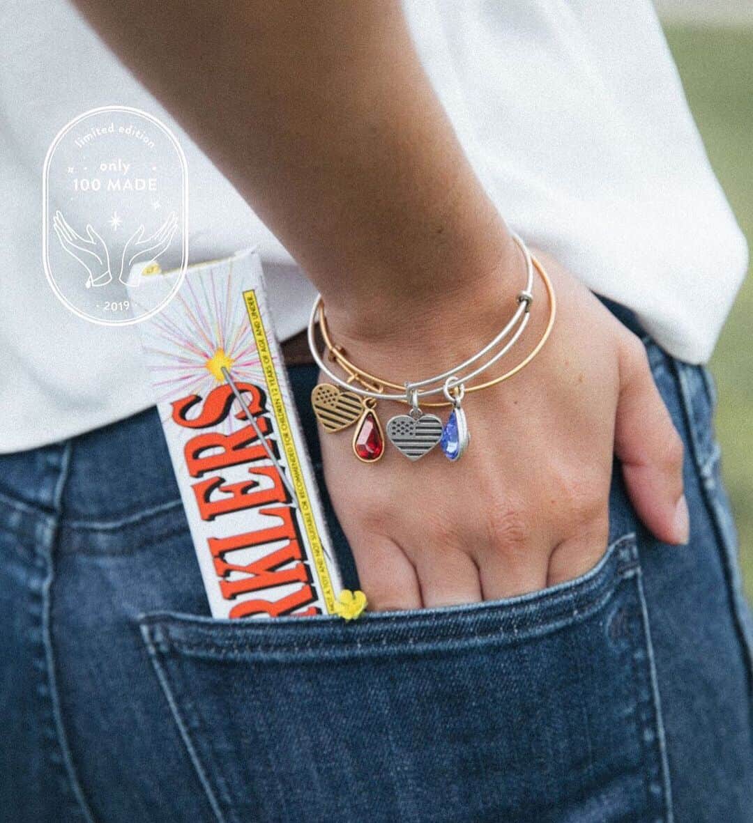 のインスタグラム：「Cue the sparklers with this limited-edition Heart Flag Bangle featuring a @swarovski crystal—the perfect pair to celebrate America’s Birthday. ✨🇺🇸 #100made (link in bio)」
