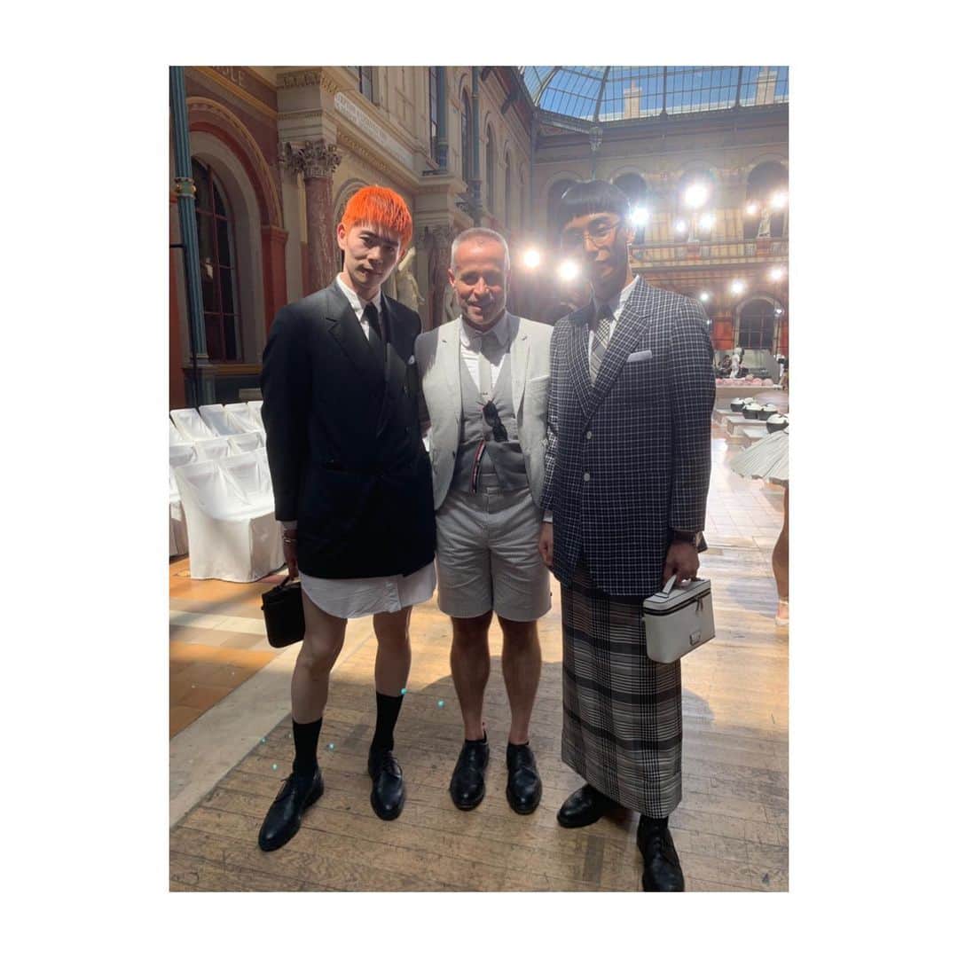 HiRAO INCさんのインスタグラム写真 - (HiRAO INCInstagram)「Team THOM BROWNE #pfw #トムブラウン」6月23日 1時45分 - kayokohirao