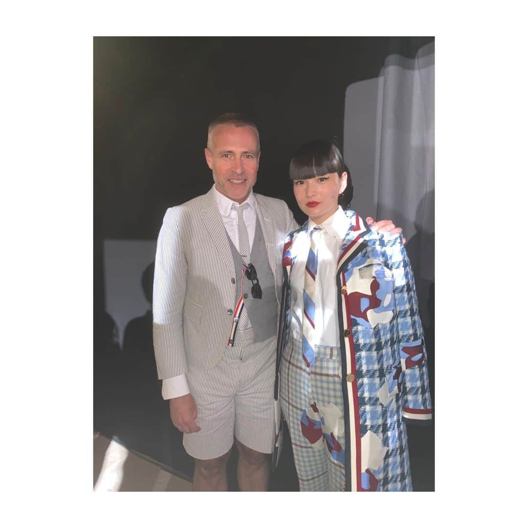 HiRAO INCさんのインスタグラム写真 - (HiRAO INCInstagram)「Team THOM BROWNE #pfw #トムブラウン」6月23日 1時45分 - kayokohirao