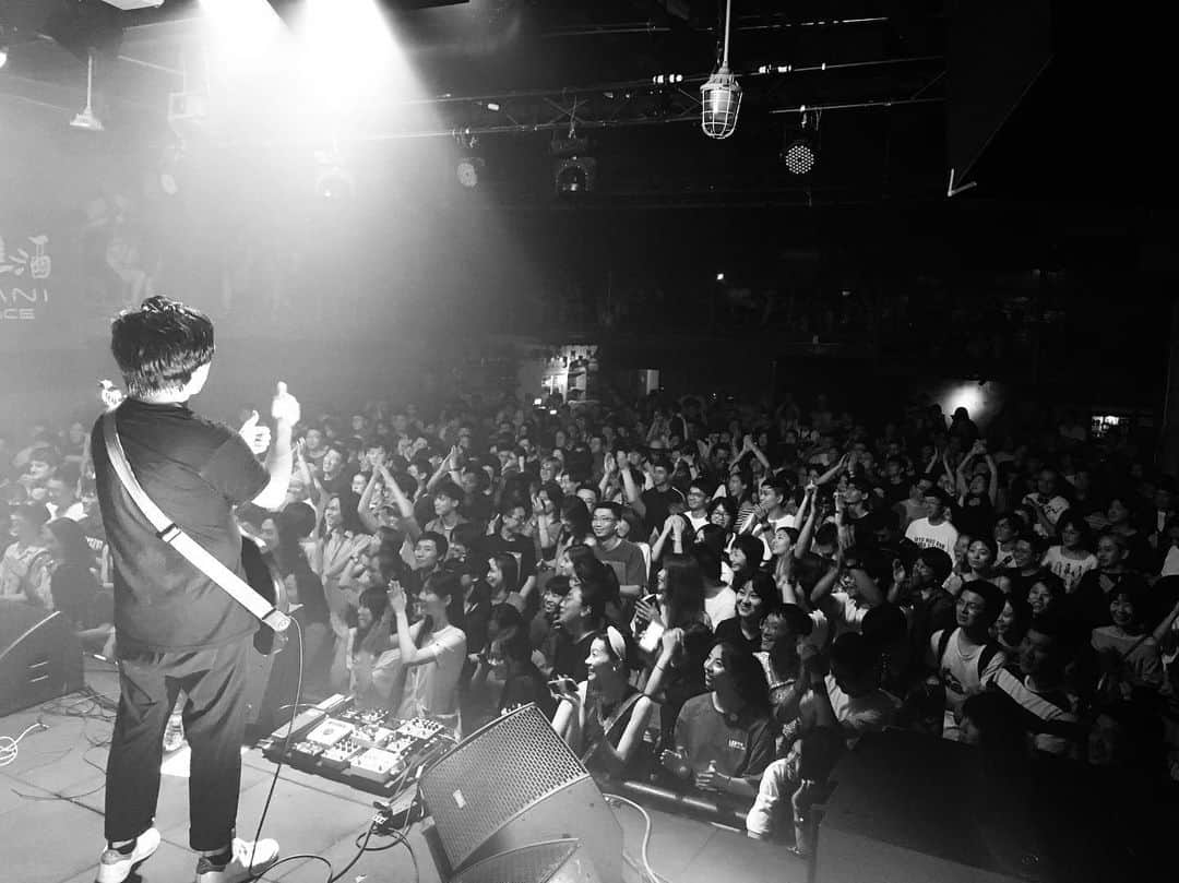 井澤惇のインスタグラム：「China tourおわりー！北京の皆様ありがとう！どの場所も素敵でした！またね！ photo by @mutophotos」