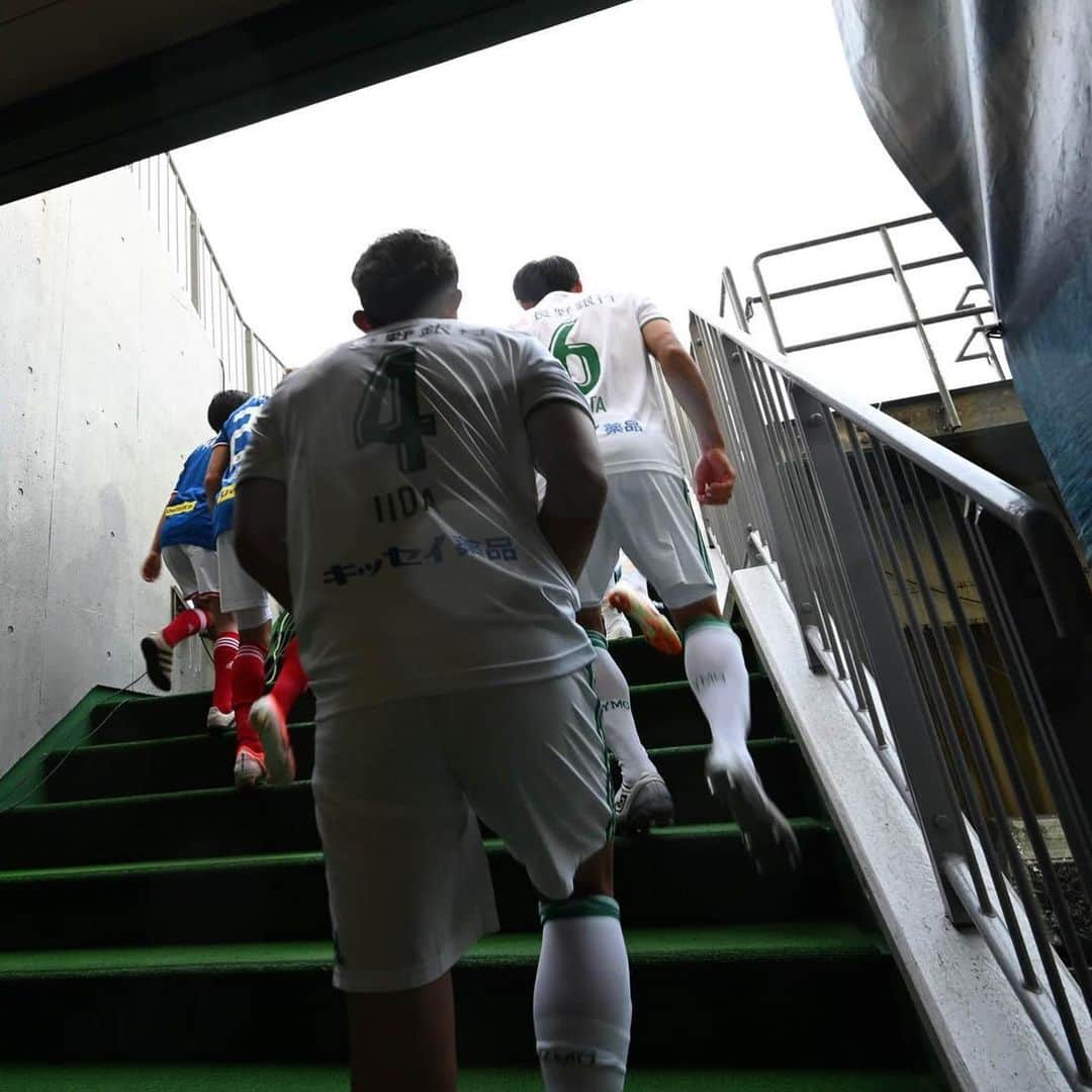 松本山雅FCさんのインスタグラム写真 - (松本山雅FCInstagram)「2019.6.23 2019 Meiji Yasuda J1 League 16th sec. Yokohama F・M 1-0 Matsumoto  #松本山雅fc #matsumotoyamaga #yamaga #onesoul #境界突破」6月23日 2時00分 - matsumoto.yamagafc