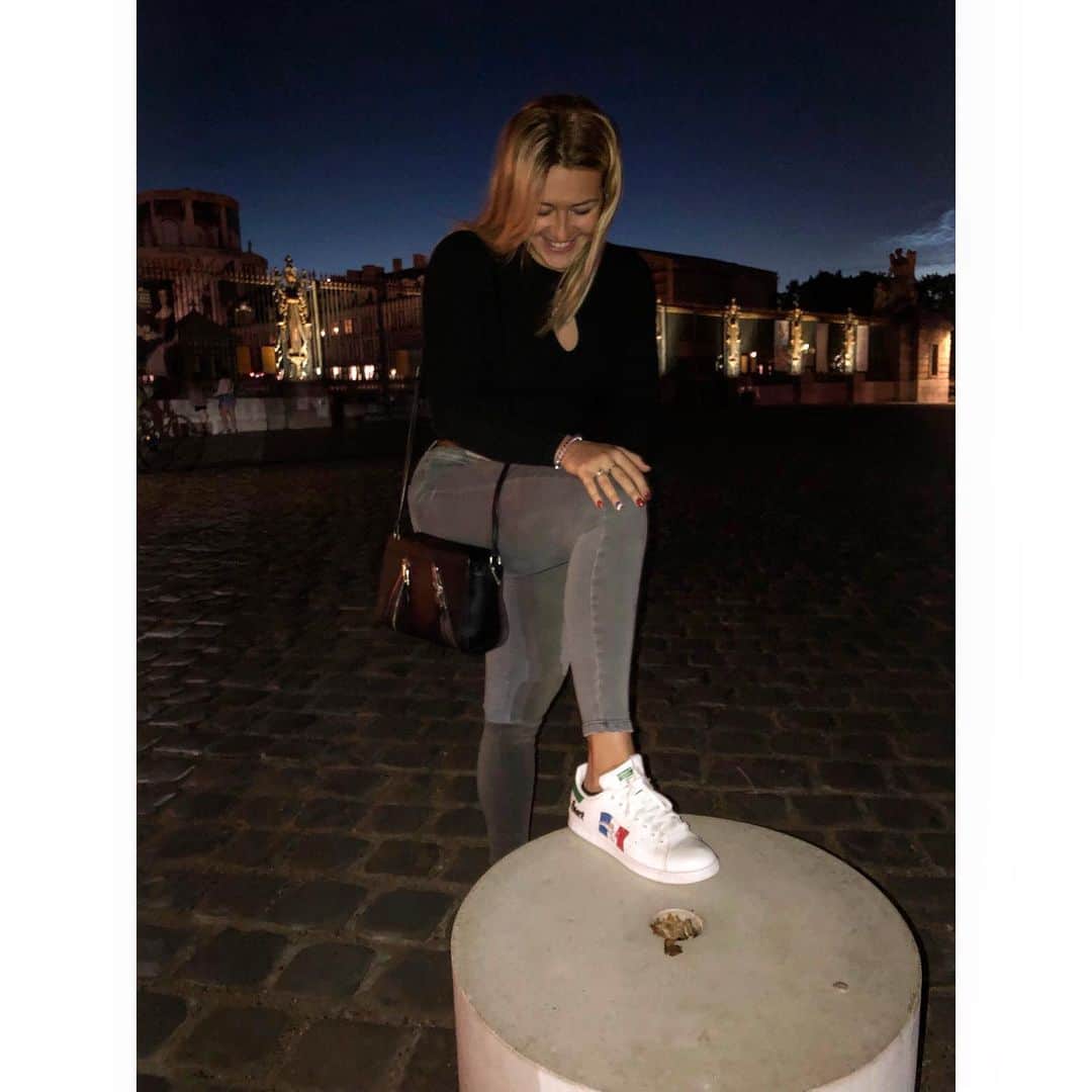 マチルド・グロさんのインスタグラム写真 - (マチルド・グロInstagram)「Château de Versailles by night ✨ • New Adidas shoes customs !😍 Team France 🇫🇷 #track #trackcycling #adidas #adidasshoes 📸: @rayan_helal」6月23日 2時59分 - gros_mathilde