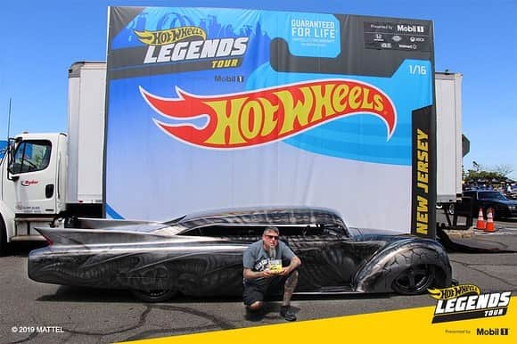 Hot Wheelsさんのインスタグラム写真 - (Hot WheelsInstagram)「Meet the winner of our NY/NJ Hot Wheels Legends Stop: Mike Calderone and his custom "Kargoyle!" 🦇 Mike bought the '48 Chevy pickup when he was 16 years old, and always knew he wanted to make it into something special. Over the past 30 years, he's completely built and customized the vehicle—combining over 12 different cars! With a custom paint job and split interior of part Chevy/part Cadillac, he couldn't be more proud to finally debut this beast (and finished it in his garage the night before the tour!😱) Congratulations, Mike. It was worth it! 🙌🏻🏆 . . . . #hotwheelslegends #hotwheels #NY #NJ #Cars #CarShow #CustomCars #CarStyle #CarsofInstagram #Chevy #Cadillac」6月23日 3時15分 - hotwheelsofficial