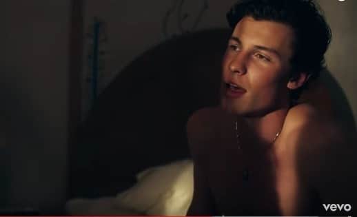 E! Onlineさんのインスタグラム写真 - (E! OnlineInstagram)「Everything means nothing if we can't have Shawn Mendes, but at least we got these photos from his new music video. 😍(📷: YouTube)」6月23日 3時32分 - enews