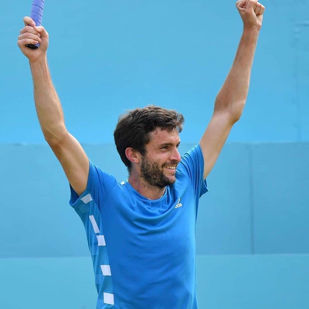 ジル・シモンのインスタグラム：「FINAL !!! ALLEZ GILOU ! 💥 #GillesSimon #Queens」