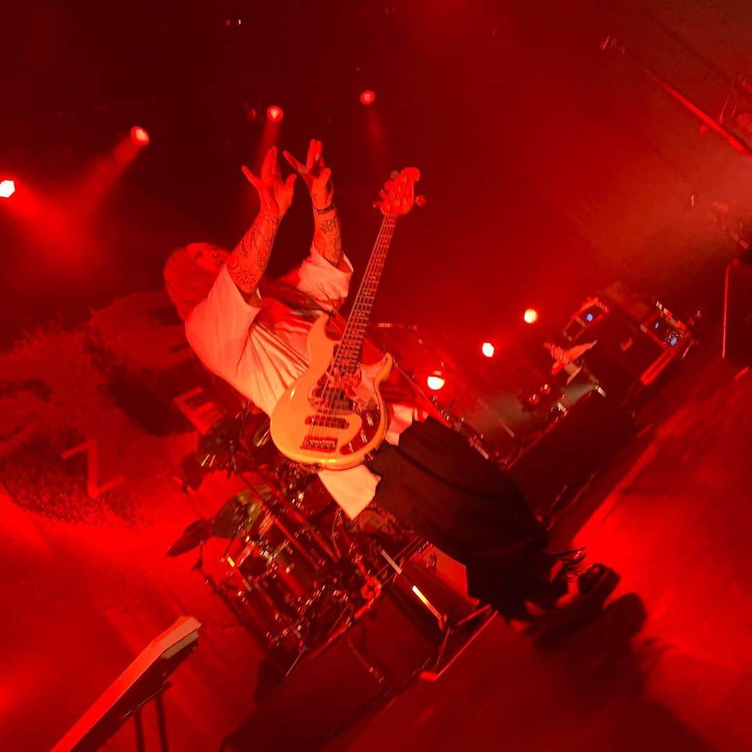 大石 征裕さんのインスタグラム写真 - (大石 征裕Instagram)「DEZERT TOUR FINAL TOKYO #dezert」6月23日 4時07分 - oishi_masahiro