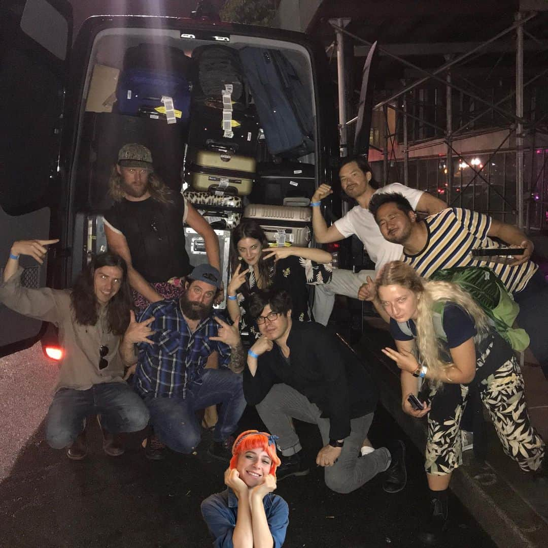 Kishi Bashiさんのインスタグラム写真 - (Kishi BashiInstagram)「Thank you everybody for coming out and supporting our intimate album release tour! We had so much fun that these are only full band photos that we had time for! Don’t forget we have a massive US tour in the fall and just added some European dates🏔」6月23日 4時33分 - kishi_bashi