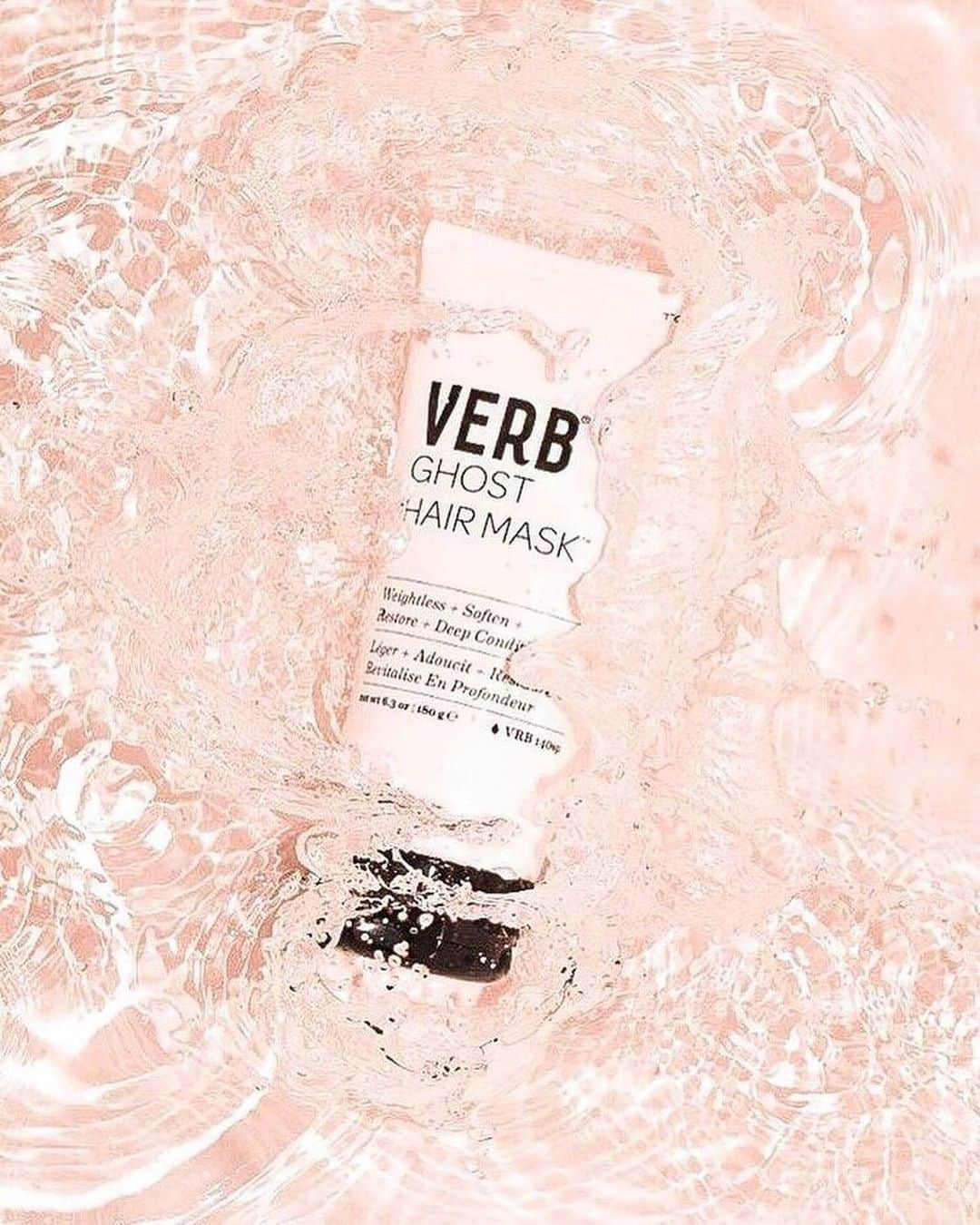 セフォラさんのインスタグラム写真 - (セフォラInstagram)「#Regram @verbproducts . . . NEW Ghost Mask ☁️ a light-as-air deep conditioning treatment for frizz free + hydrated strands that won’t be weighed down ☁️ available at Sephora ⁣and always $16 📸 @theskincarestylist」6月23日 4時37分 - sephora