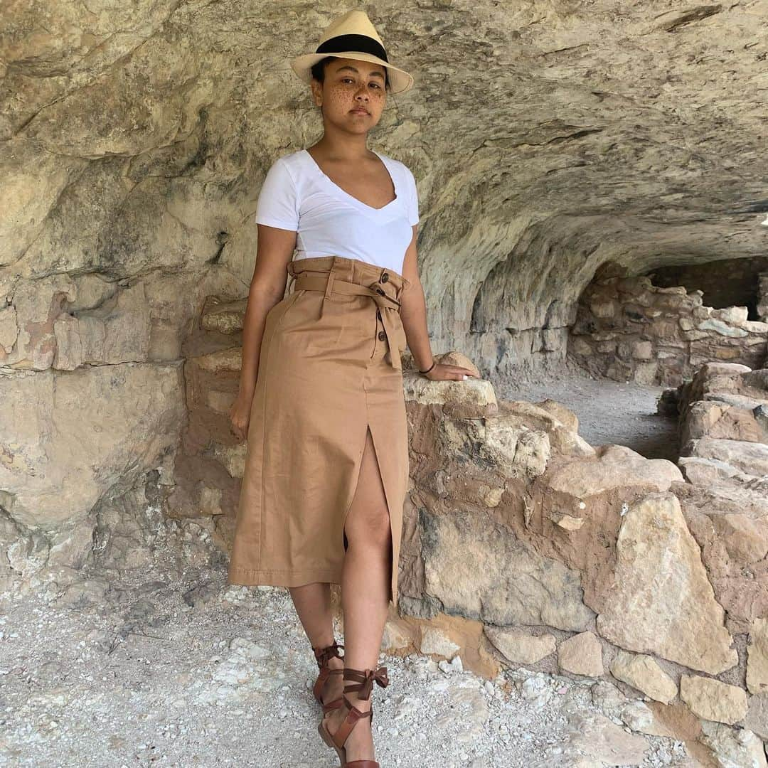 キャット・デルーナさんのインスタグラム写真 - (キャット・デルーナInstagram)「In Walnut Canyon Just like the Navajo Indians .  #waputki #walnutcanyon #Az #flagstaff #navajo #americaisbeautiful #tourist #safarifashion #nature」6月23日 5時50分 - katdeluna