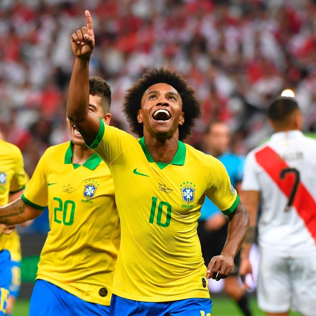 チェルシーFCさんのインスタグラム写真 - (チェルシーFCInstagram)「Look what it means to @willianborges88 to score for 🇧🇷! The Brazilian curled in a beauty to round off a 5-0 win over Peru! 👏 #CFC #Chelsea #CopaAmerica」6月23日 16時31分 - chelseafc