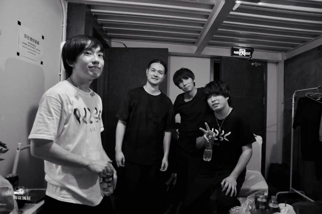 井澤惇のインスタグラム：「中国ツアーおわりー！楽しい日々でした！また行くね！」