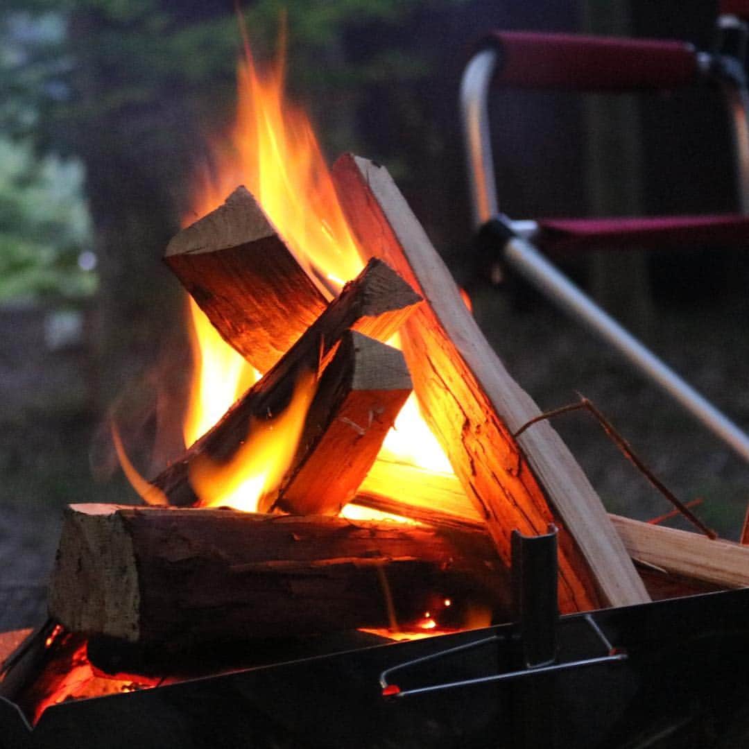 金子雅紀さんのインスタグラム写真 - (金子雅紀Instagram)「初キャンプ！楽しかった！ やっぱ焚き火は癒されるなぁ。 色々と反省点が見つかったから、次はもっと完成度をあげる。  #camping#camp#キャンプ#outdoor#アウトドア#アウトドアコーヒー#outdoorcoffee#ソトアソビ#焚き火#campfire#uniflame#snowpeak#浩庵キャンプ場#本栖湖」6月23日 17時08分 - masaki_kaneko_