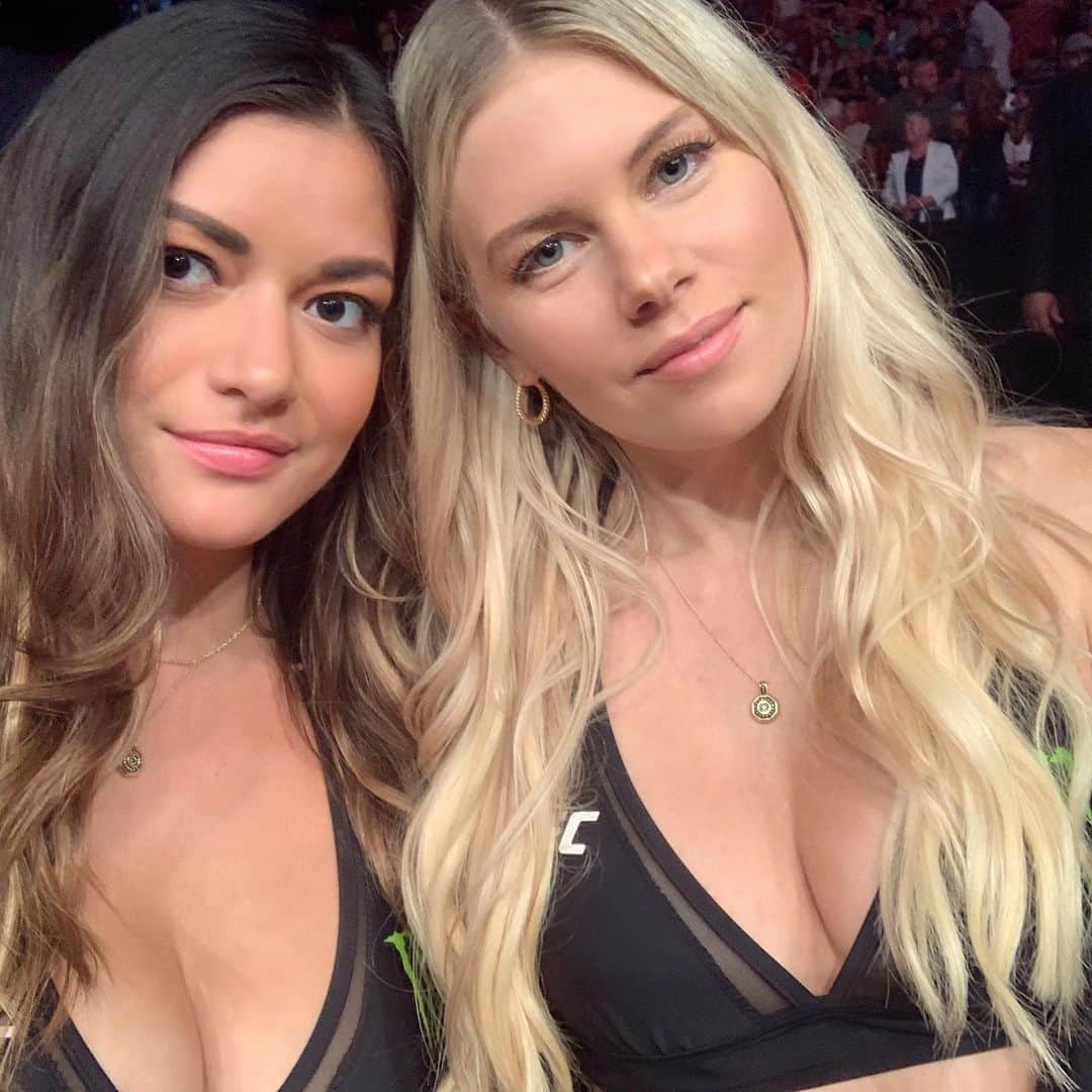 Chrissy Blairのインスタグラム：「👋 Greenville! @ufc @espn thank you @suzesuzeq for the makeup!!」
