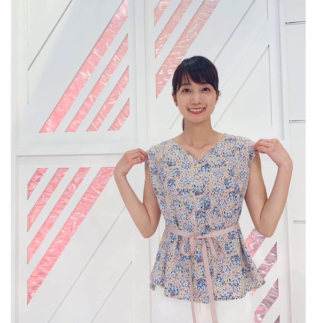 小野彩香さんのインスタグラム写真 - (小野彩香Instagram)「* 先週と今週の衣装です👗﻿ #ももち浜s特報ライブ ﻿ #衣装﻿ ﻿ ❶#powdersugar﻿ ❷#stola ﻿ ❸#powdersugar﻿ ❹#elvencedeux ﻿ ❺イヤリング…#ete﻿ ❻#lesouk ﻿ ❼#lesouk﻿ ❽#greadybrilliant ﻿ ❾イヤリングとネックレス…#ete﻿」6月23日 10時21分 - onoayaka_official