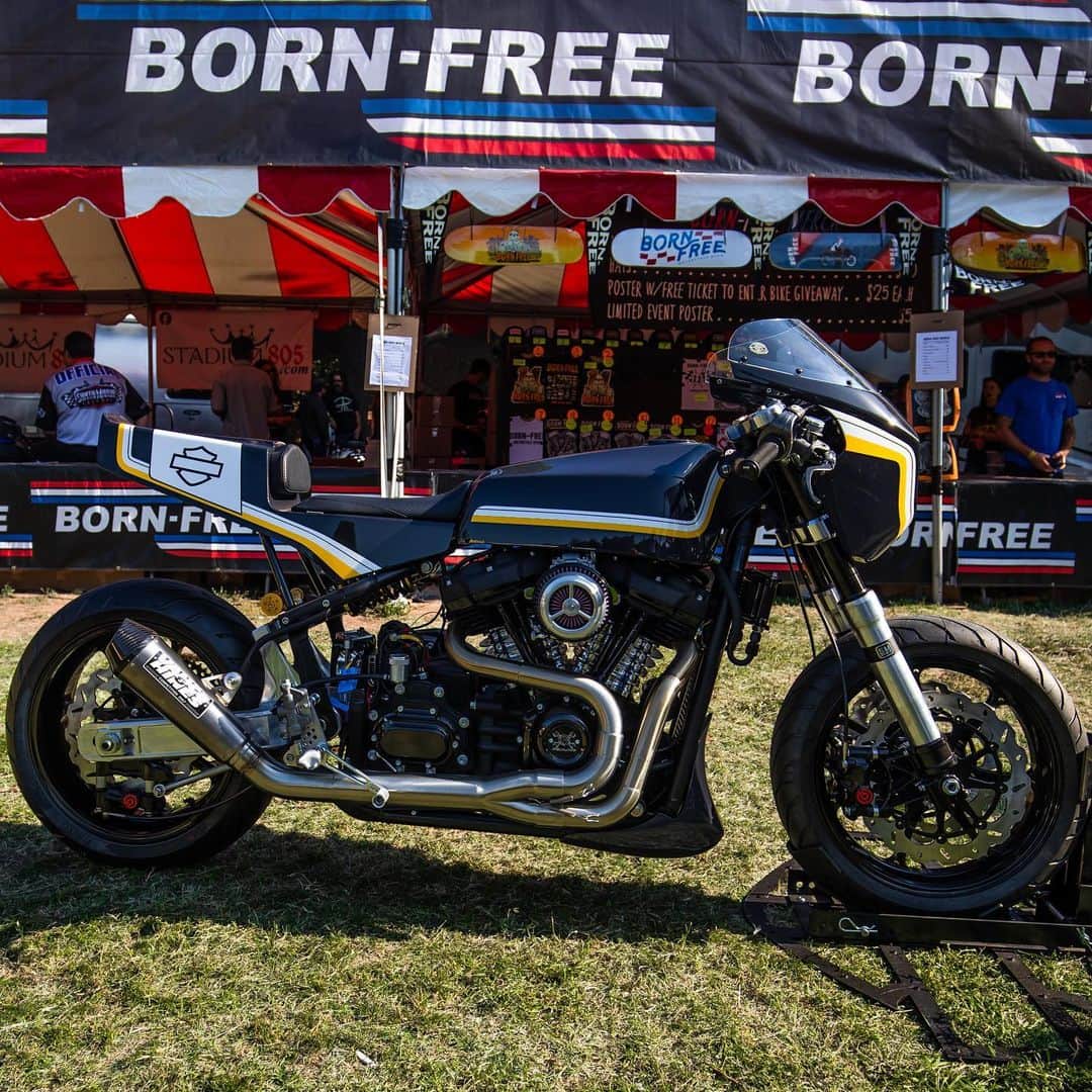 Harley-Davidsonさんのインスタグラム写真 - (Harley-DavidsonInstagram)「Shoutout to our #HarleyDavidson x @bornfreeshow invited builders who turned these 2019 Harleys into one-of-a-kind works of art. Which one is your favorite?  #bf11 #bornfree #bornfreeshow」6月23日 10時32分 - harleydavidson