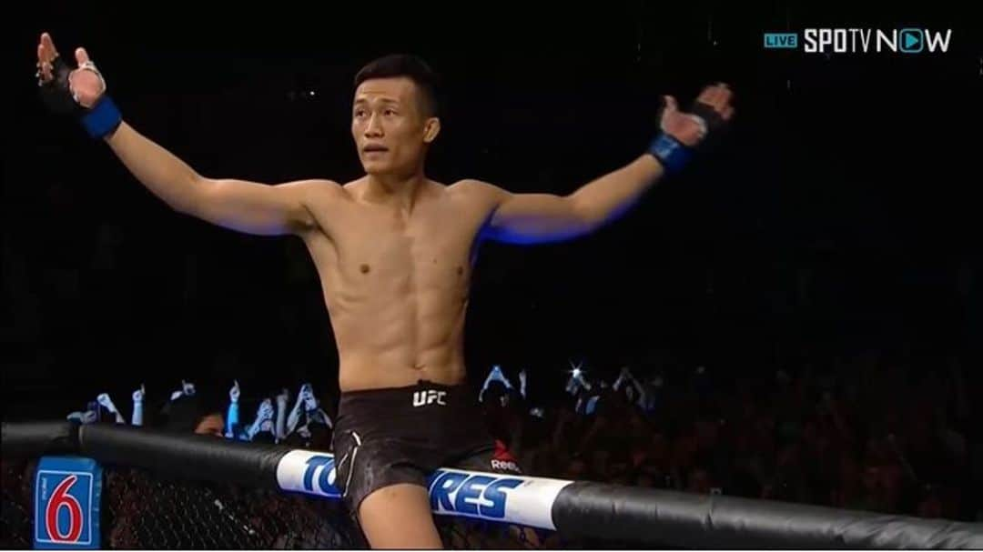 パク・ジェボムさんのインスタグラム写真 - (パク・ジェボムInstagram)「ARE YOU NOT ENTERTAINED!!!! @koreanzombiemma Legend Shit Only!! @danawhite @seanshelby @briantcity or @josealdojunioroficial next on PPV Card lets go!!!! #koreanzombie shout outs to @renato_moicano_ufc as well 🙏🙏🙏 speedy recovery」6月23日 11時06分 - jparkitrighthere