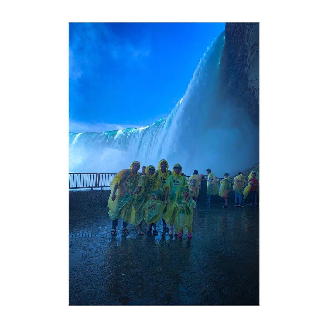 Ashantyさんのインスタグラム写真 - (AshantyInstagram)「Niagara falls😍 #toronto #keluargaasix #thehermansyaha6」6月23日 11時26分 - ashanty_ash