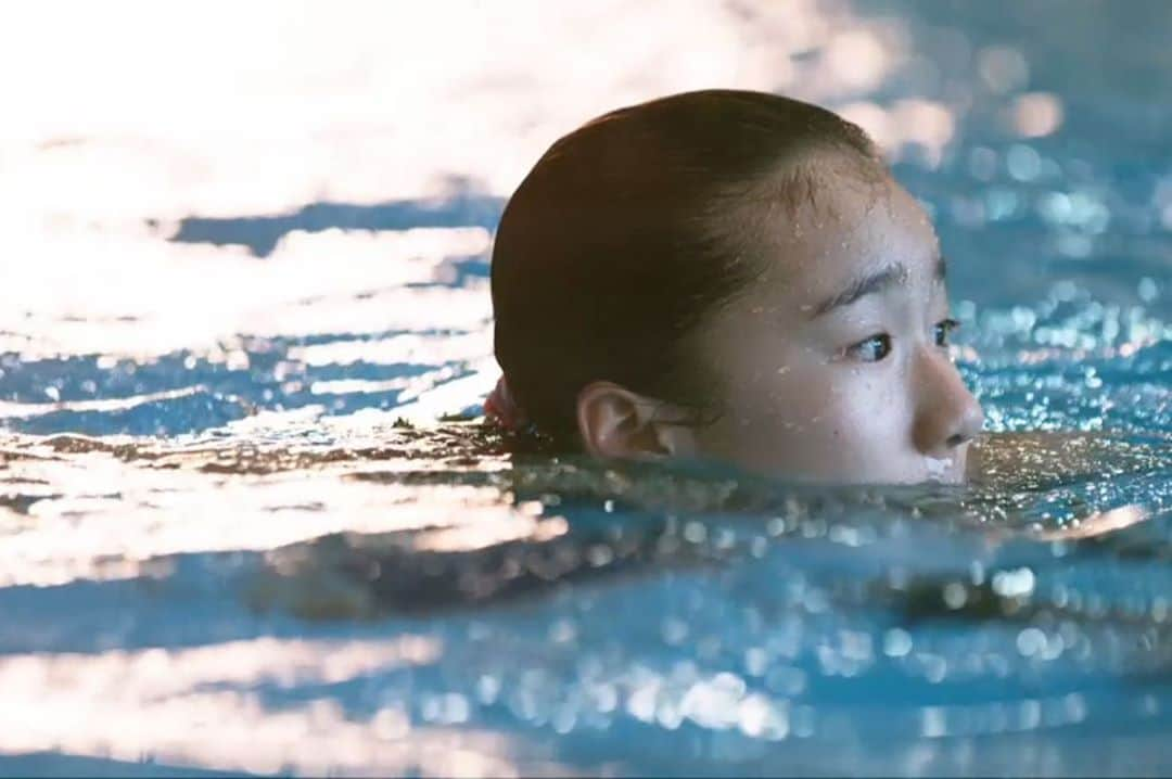 金戸凜さんのインスタグラム写真 - (金戸凜Instagram)「Happy Olympic Day!!♥️ ・ When it was decided that the 2020 Olympics will be held in Tokyo, I was still small and sleeping in my bed. At that time, I only thought that I was just happy that the Olympics will be held in Tokyo. ・ But now my feelings are different. I decided to aim for the 2020 Tokyo Olympics. ・ I will compete at the World Championships next month in Korea.🇰🇷 That comp is the first step to my dream. And i'm so happy to be able to represent Japan🇯🇵 ・ I will be the legend!!! ・ ・ #olympicsday #roadtotokyo #diving」6月23日 11時28分 - rin.kaneto