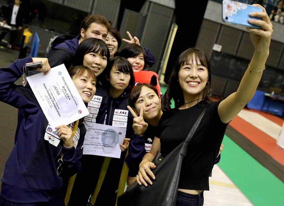 宮脇花綸さんのインスタグラム写真 - (宮脇花綸Instagram)「. selfie time📸 #fencing #sport #athlete #asianchampionship」6月23日 11時57分 - karinmiyawaki