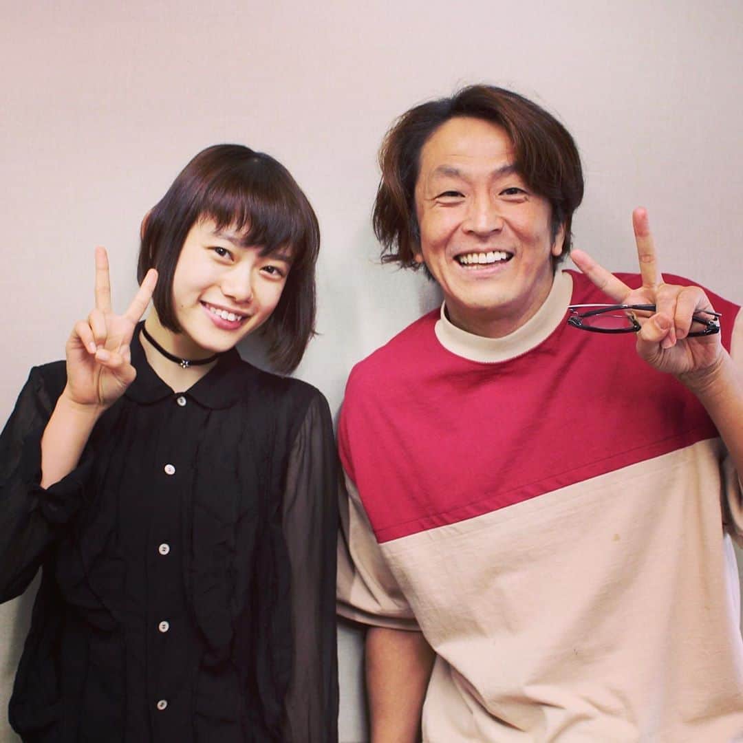 杉咲花のインスタグラム：「２週に渡って 楽しい楽しい時間でした。 あー、ほんとうに、面白かったなぁ。。 聴いてくださったみなさん、 どうもありがとうございます🌹 #杉咲花のFlowerTOKYO」
