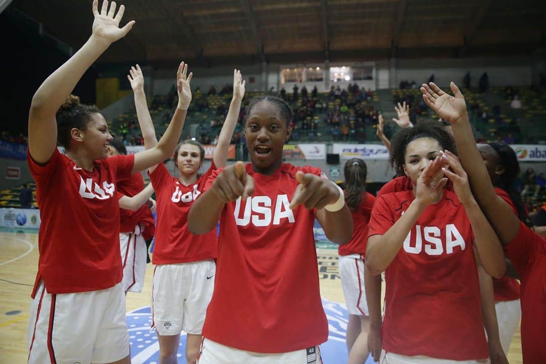 FIBAさんのインスタグラム写真 - (FIBAInstagram)「@usabasketball 🇺🇸 is the 2019 Women’s #FIBAU16Americas CHAMPION! 🏆🥇」6月23日 12時03分 - fiba